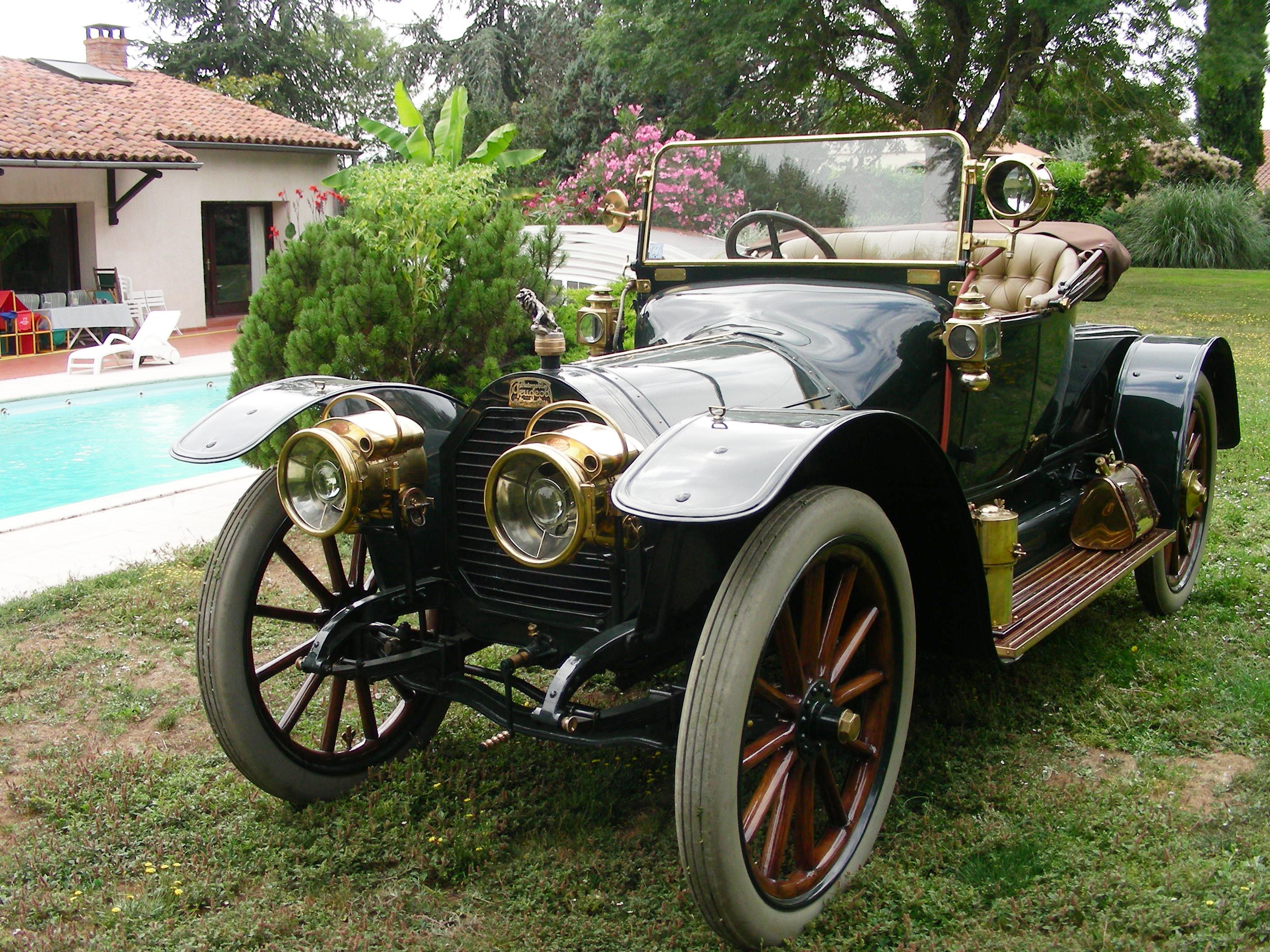 Peugeot-1913-piscine-1